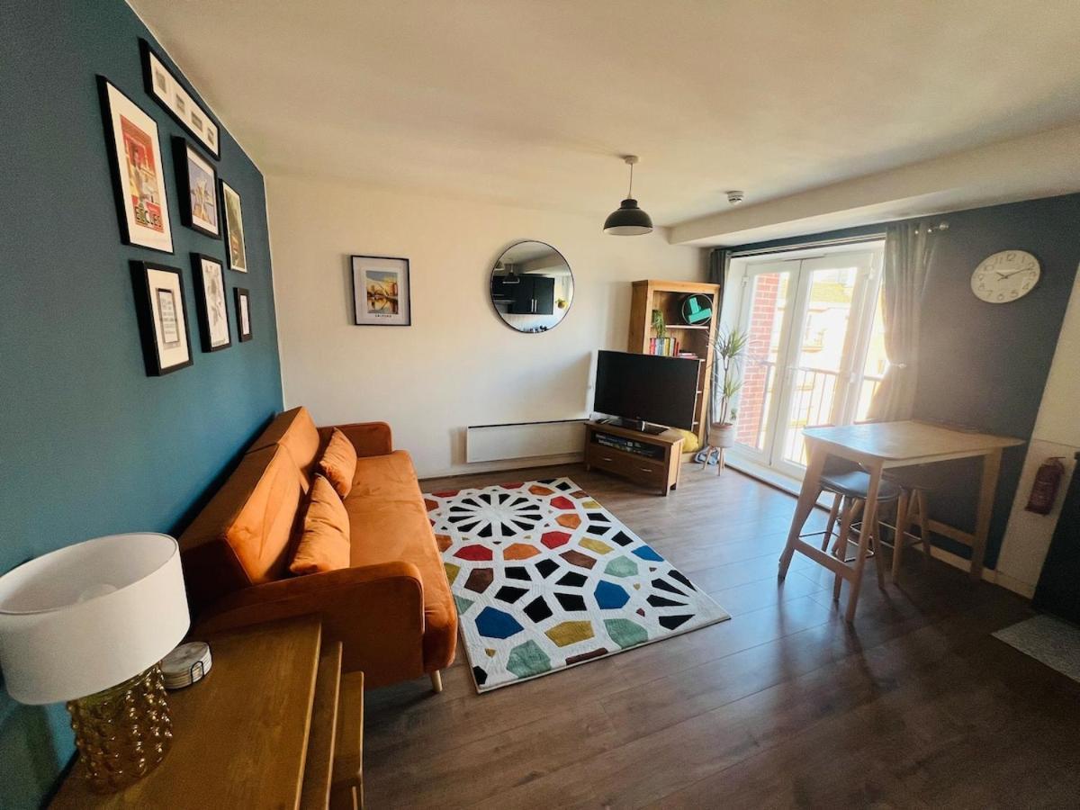 Cool, Calm & Connected Apartamento *